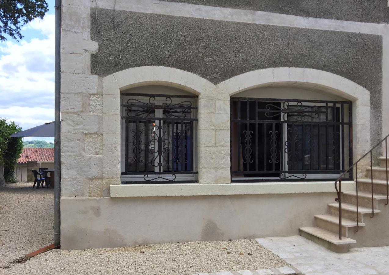 Appartement Cour Ancienne Abbaye Saint-Astier  Exterior photo